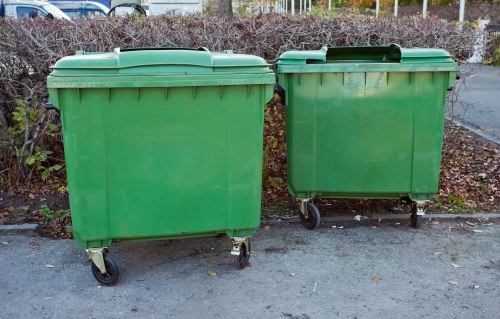 Maintaining a clean garden in Notting Hill